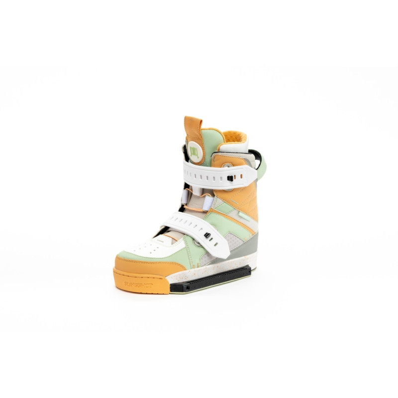 122444  - Slingshot Jewel Wake Boots