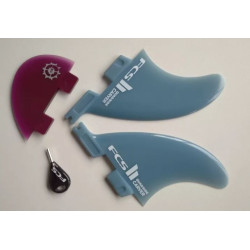 123037  - Slingshot Gremlin Fin Pack (2 x FCSII Carver Quad Side Byte, small & 1 x 2" nub fin)